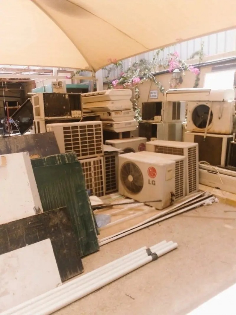 دينا نقل عفش بالرياض 0536617401 بأ حي الشفاء با حي العزيزيه بأ الرياض 