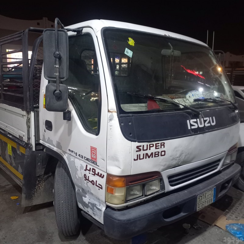 طش اثاث خربان بالرياض 0508857593 طش عفش تالف بالرياض 