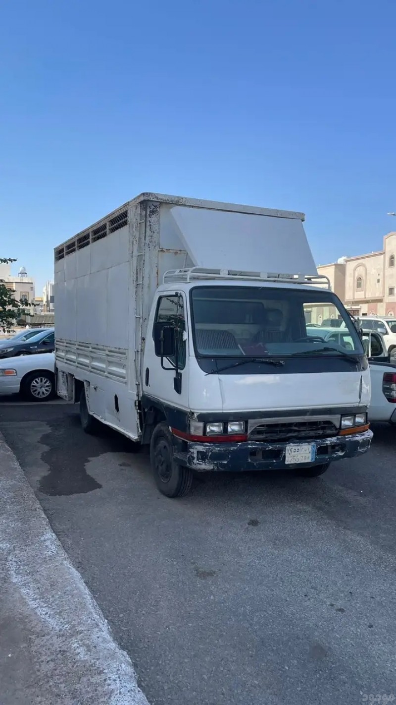 ونيت نقل عفش بالرياض 0507019022 ونيت طش الأثاث القديم 