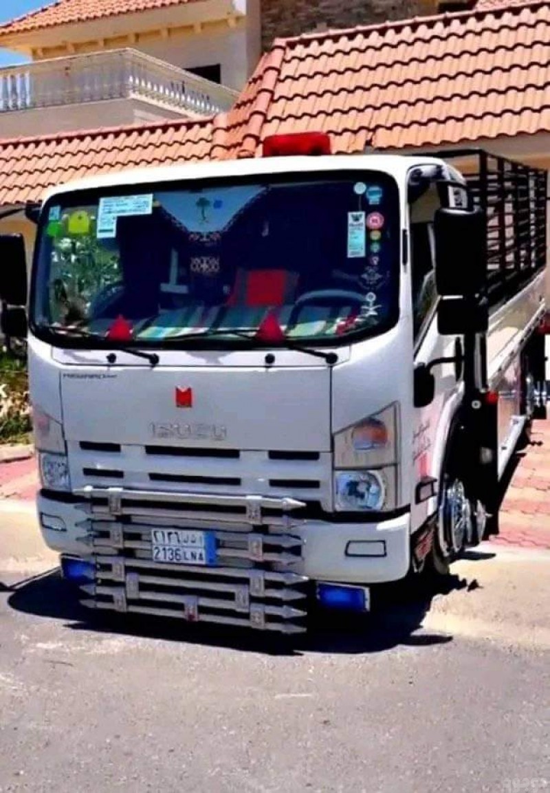 طش اثاث خربان بالرياض 0508857593 طش عفش تالف بالرياض 