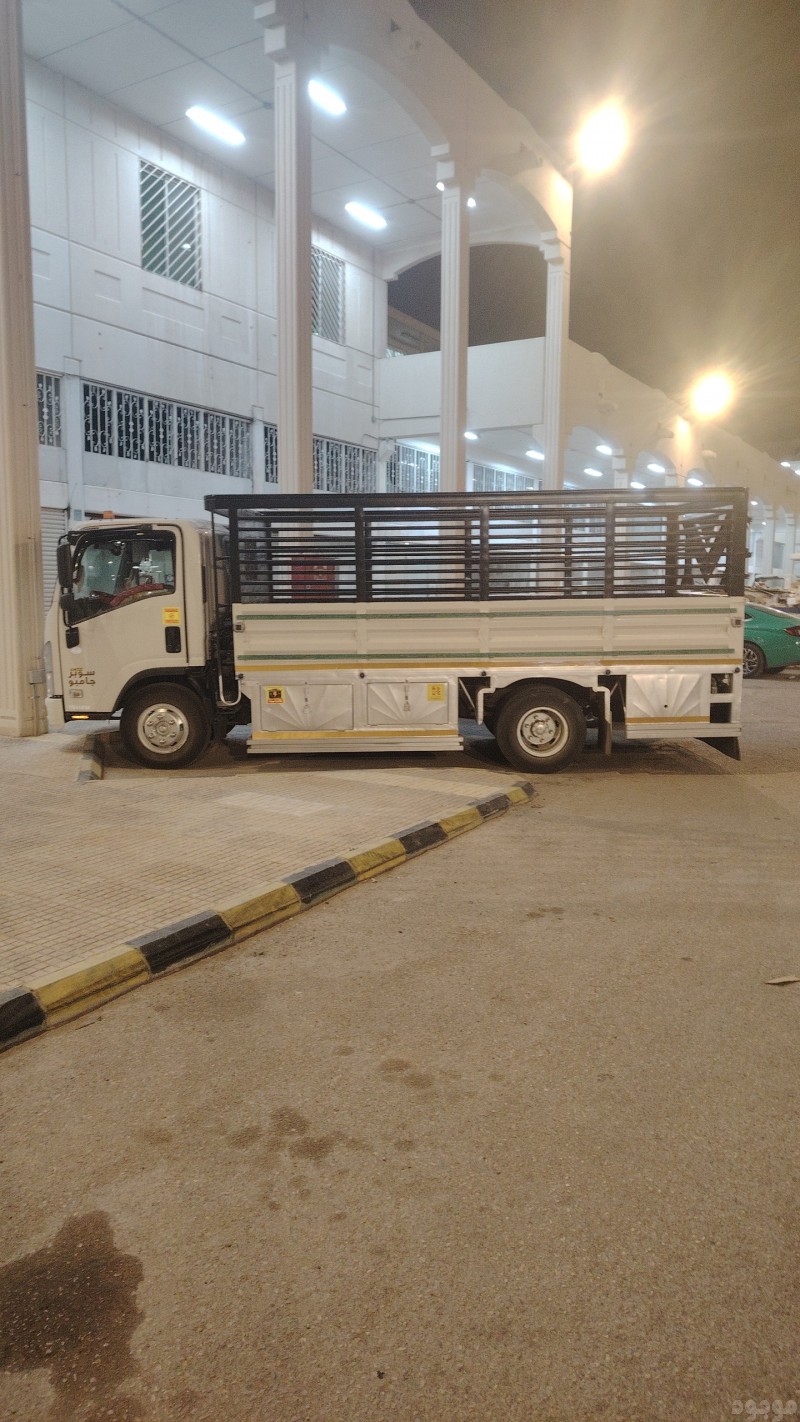 رمي الأثاث القديم غرب الرياض 0500593881 