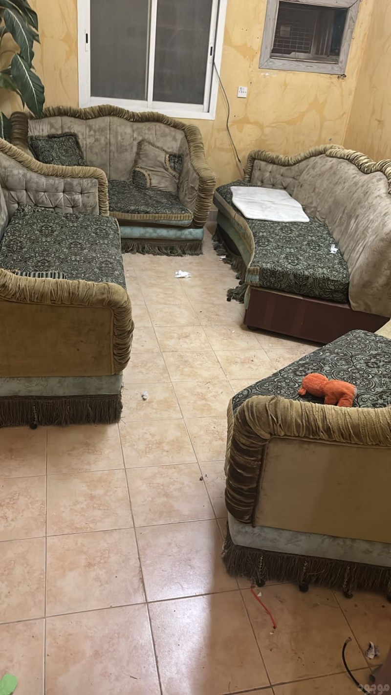 التخلص من الاثاث القديم حي الورود حي النفل بالرياض 0503904935 