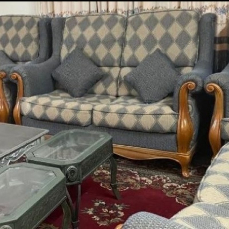 دينا توصيل اثاث الى جمعية خيرية بالرياض 0555846171