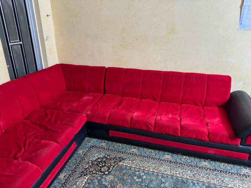 دينا طش الأثاث القديم بالرياض 0507019022 بأ حي النهضه با الرياض حي الشفاء با الرياض حي العزيزيه بأ الرياض 