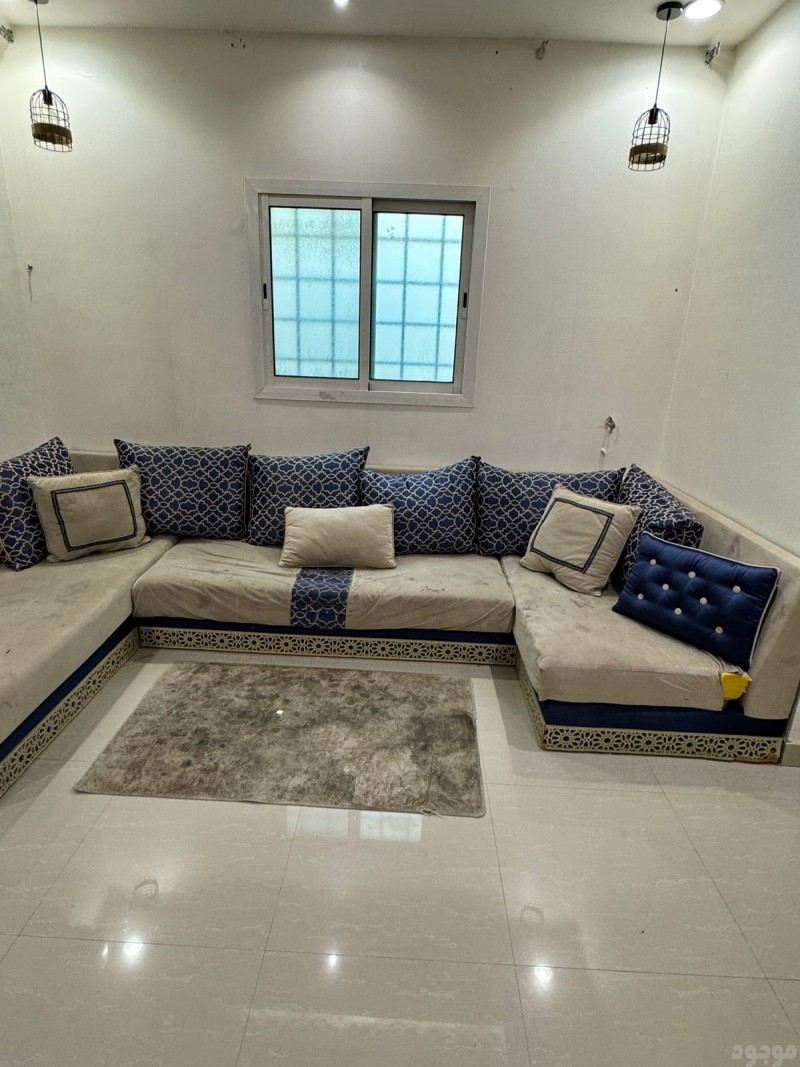 دينا تشيل اثاث قديم خربانه بالرياض 0503559450