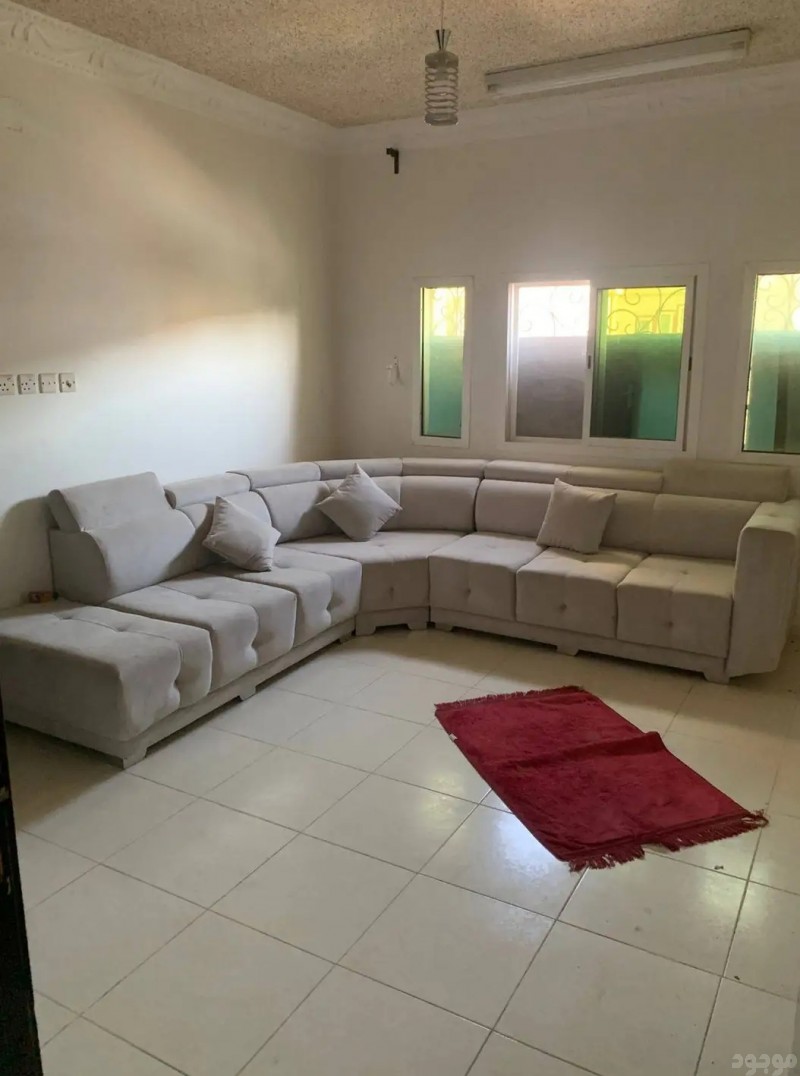 دينا طش الاثاث القديم بالرياض 0559656725