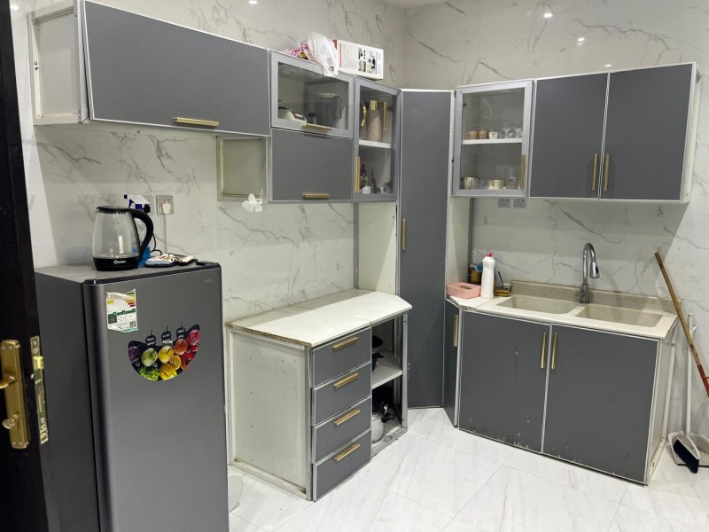 تخلص من العفش القديم بالرياض 0508857593