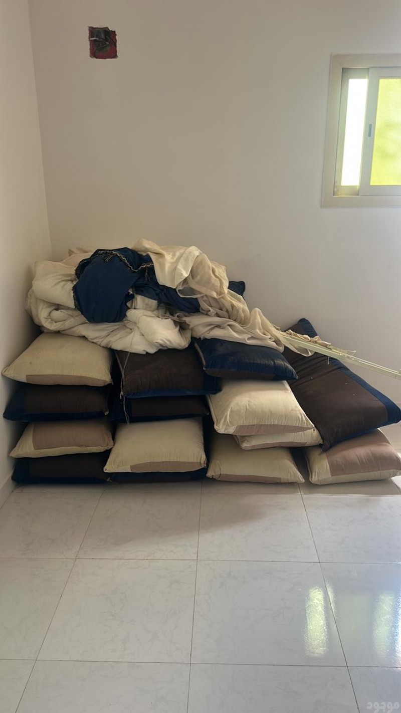 تبرع بي الاثاث الي الجمعيات الخيريه في الرياض 0540433026