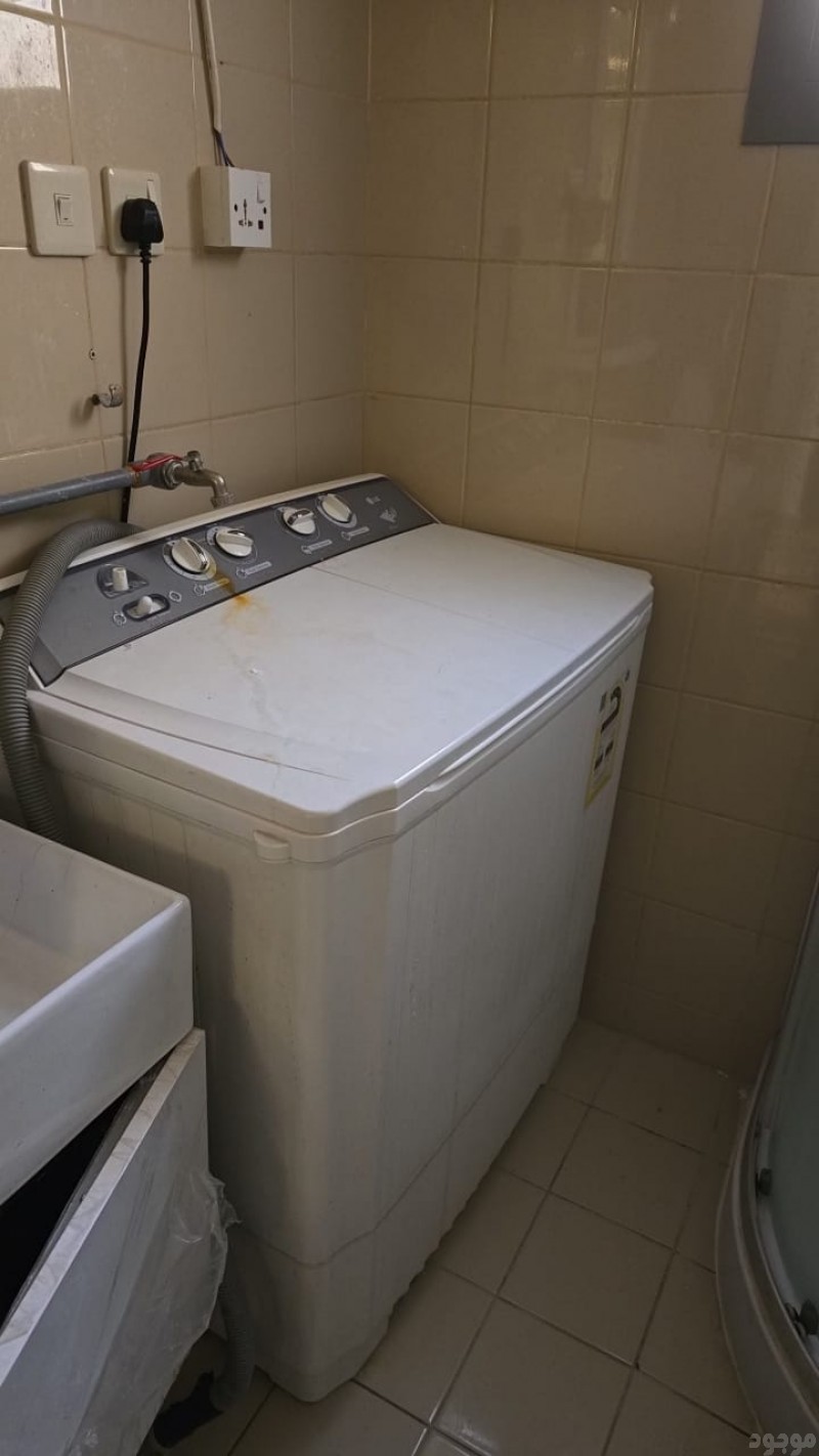 التخلص من الاثاث القديم بالرياض 0556408901
