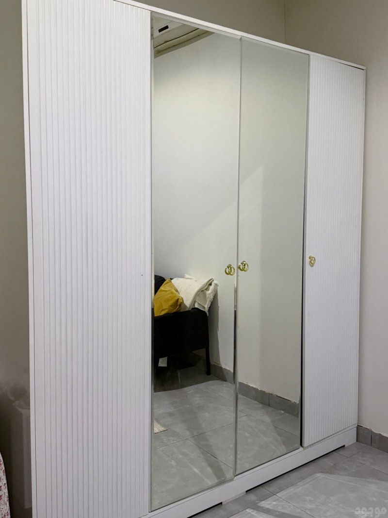 دينا طش الاثاث المستعمل بالرياض 0556723860