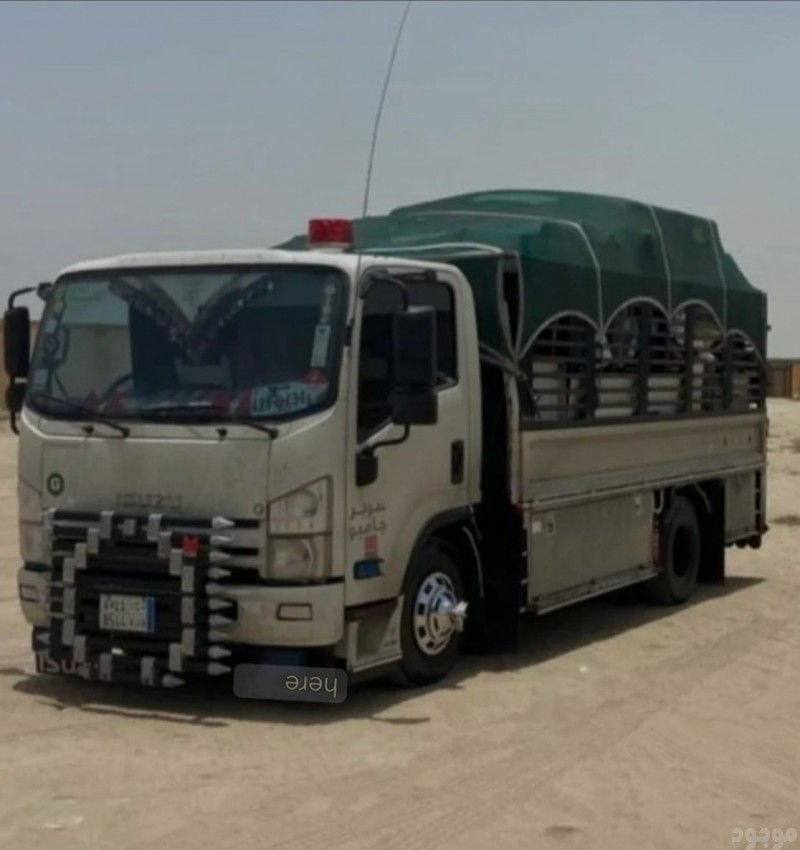 لوري نقل عفش بالرياض وخارج الرياض 0574608651