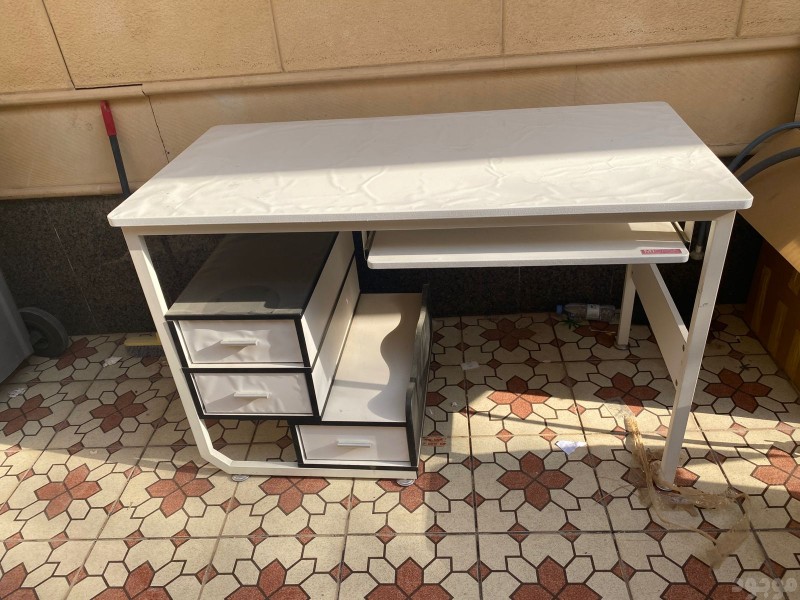 التخلص من الاثاث القديم بالرياض طش رمي عفش خربان 0542284584