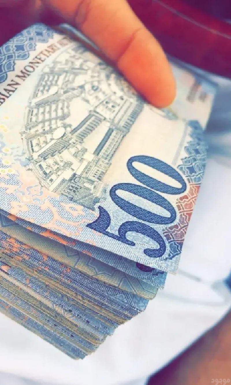 نقدم خدمات وحلول مالية للمنشات