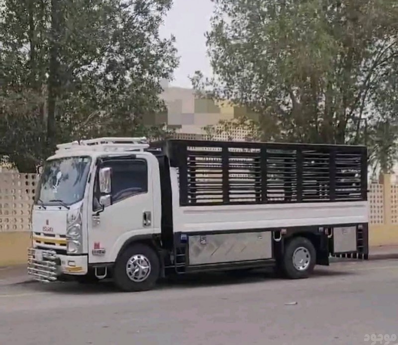 دينا نقل الاثاث داخل وخارج الرياض 0558170736 