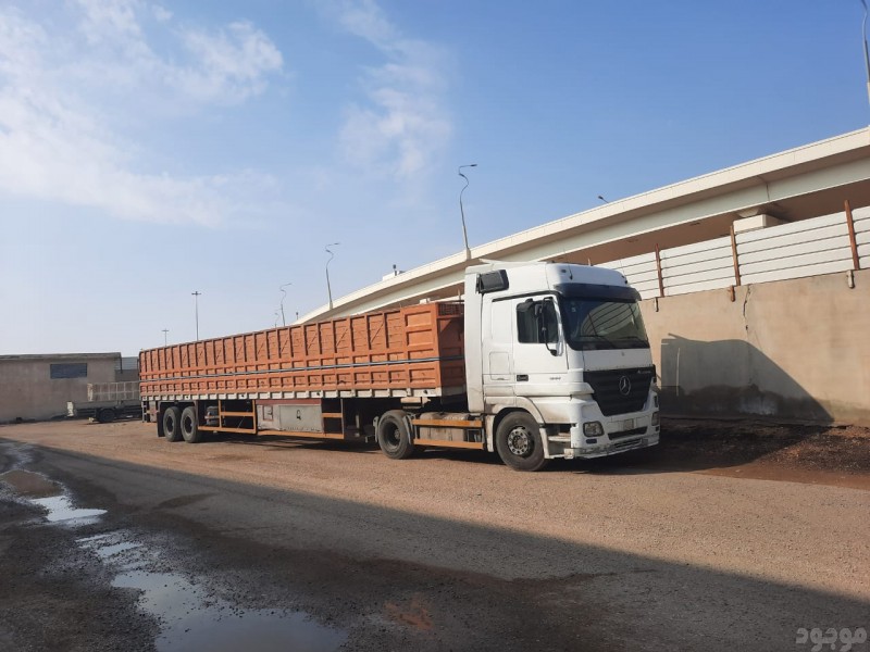 تريلا نقل أثاث وبضائع خارج الرياض 0َ565207571 تريلا نقل بالرياض 