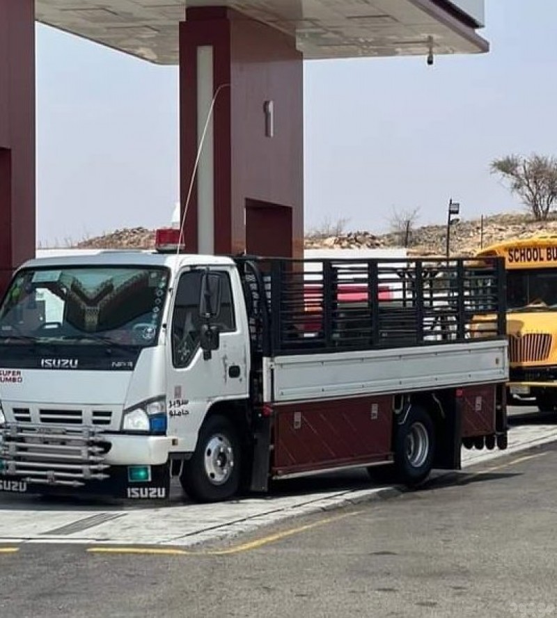 دينا نقل عفش بالرياض 0506896872 وخارج الرياض 