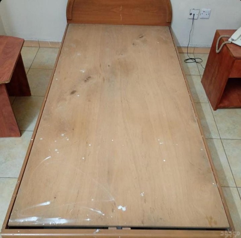 الليشيلون الاثاث القديم بالرياض 0551977610