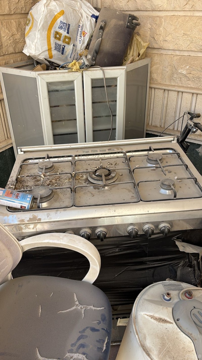 الليشيلون الاثاث القديم بالرياض 0551977610