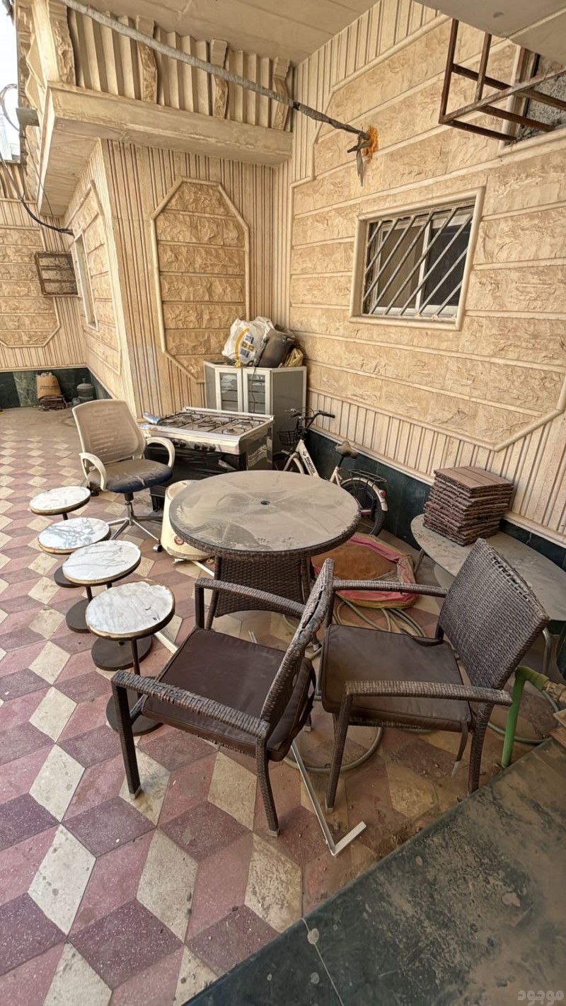 ديناا يشيلون الاثاث القديم بالرياض 0551977610