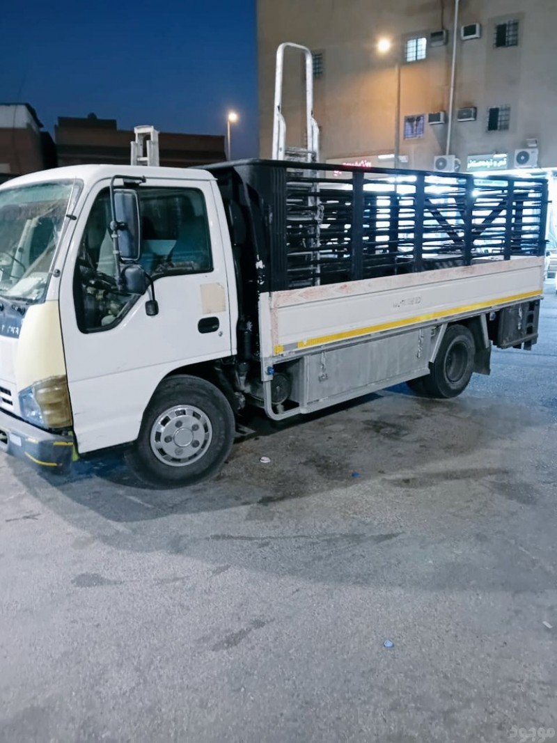 دينا توصيل اثاث الى جمعية خيرية بالرياض 0555846171