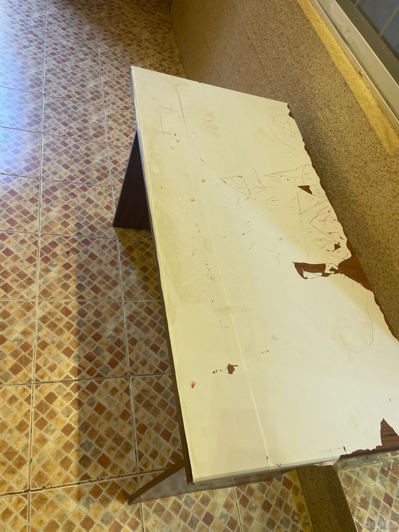 دينا تخلص من الاثاث القديم بالرياض حي الياسمين 0504160855 