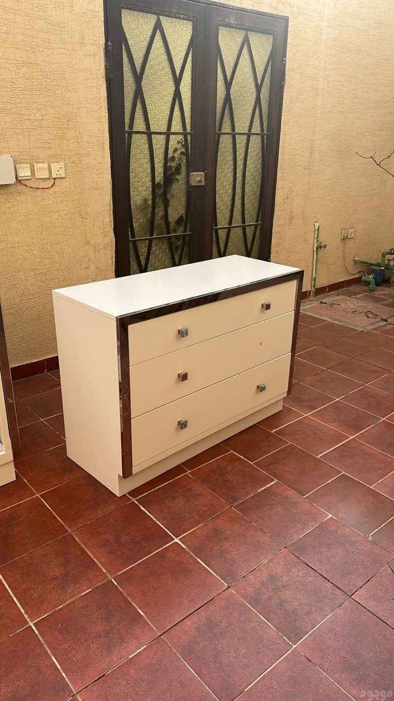 طش اثاث عفش قديم بالرياض 0503483036 