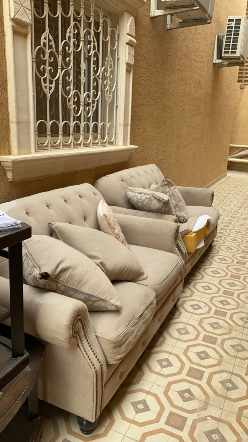 الليشيلون الاثاث القديم بالرياض 0551977610
