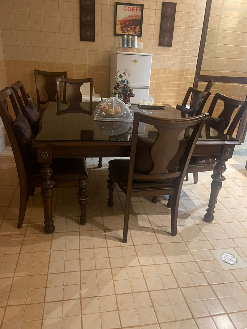 دينا طش الأثاث القديم بالرياض دنه تخلص من العفش القديم بالرياض رمي الاثاث المستعمل بالرياض 