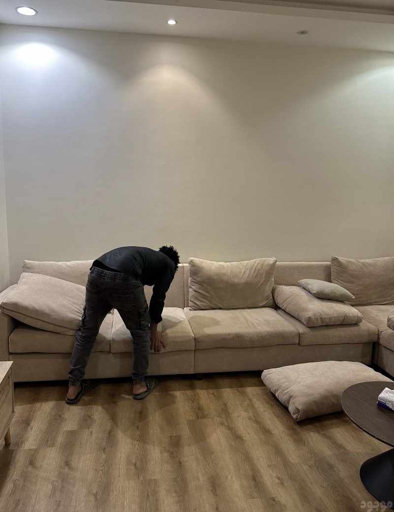 توصيل الاثاث إلى الجمعيه الخيريه بالرياض 