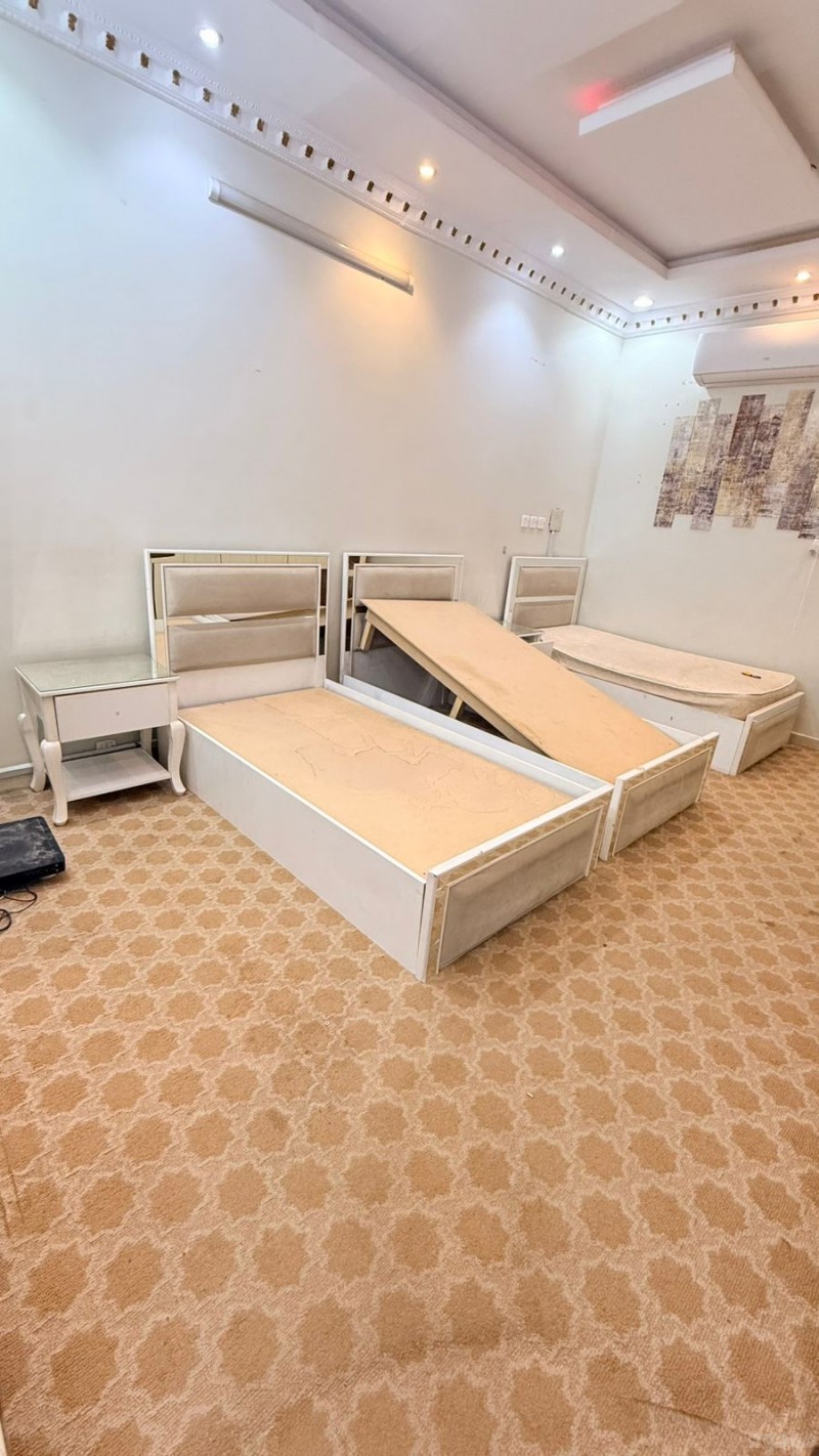 توصيل الاثاث إلى الجمعيه الخيريه بالرياض تاخذ الاثاث 0533703881