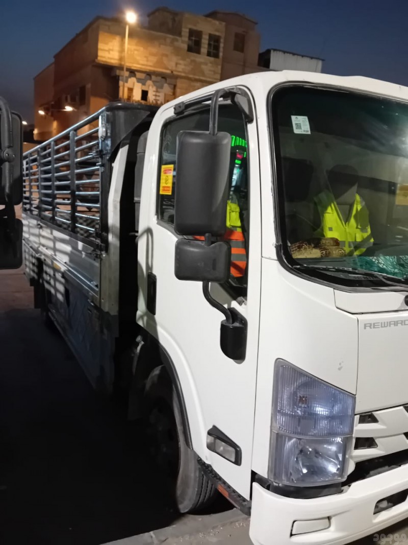 دينا تخاذ اثاث الى جمعية خيرية بالرياض 0555846171 حي الياسمين