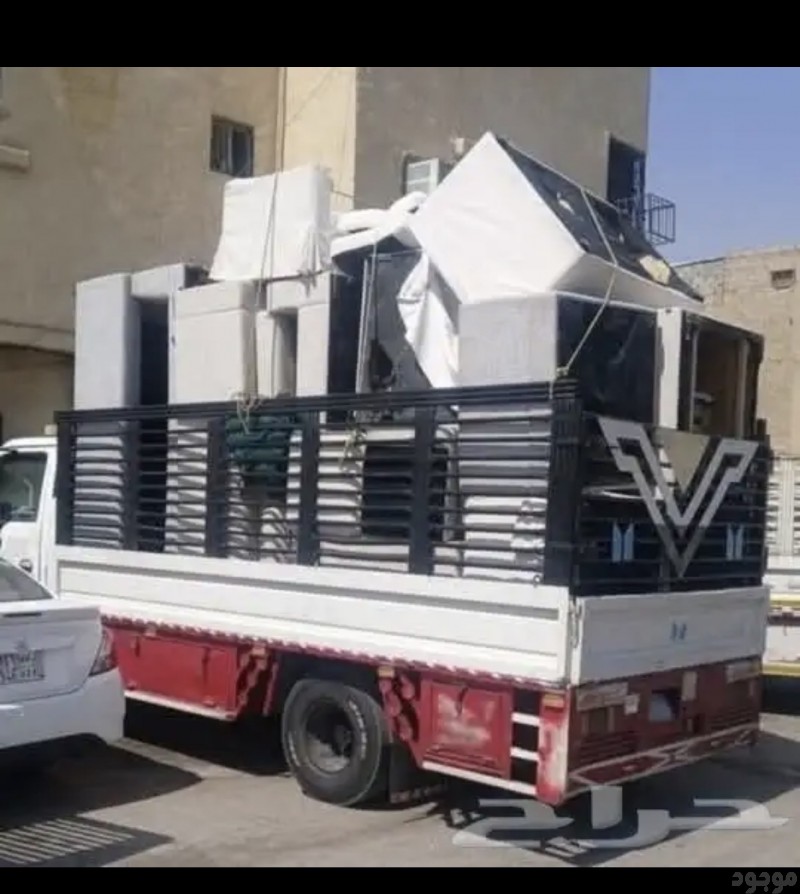 دينا توصيل اثاث إلى الجمعية الخيرية بالرياض 