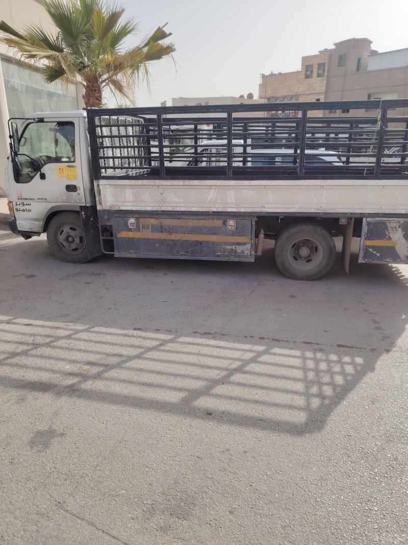 لوري تريلا نقل عفش خارج الرياض 0503483036 سوقين دينات 