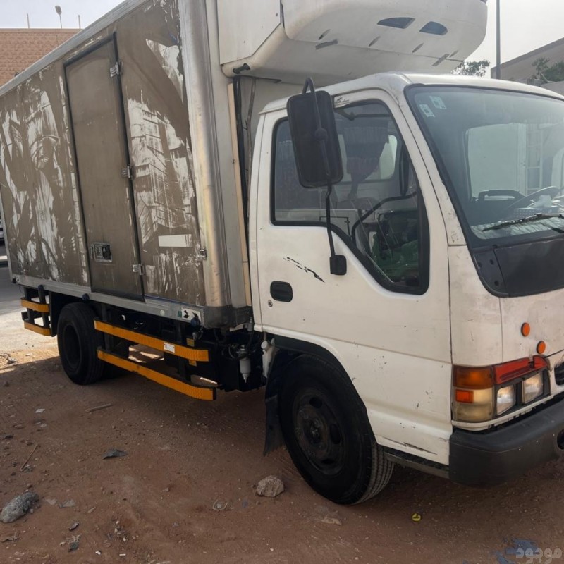 دينا طش اثاث قديم بالرياض 0507236883 