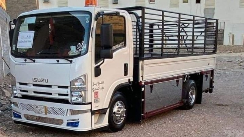 التخلص من الاثاث القديم بالرياض 0َ557619684 