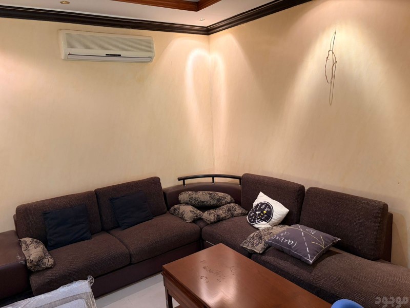 الليشيلون الاثاث القديم بالرياض 0551977610