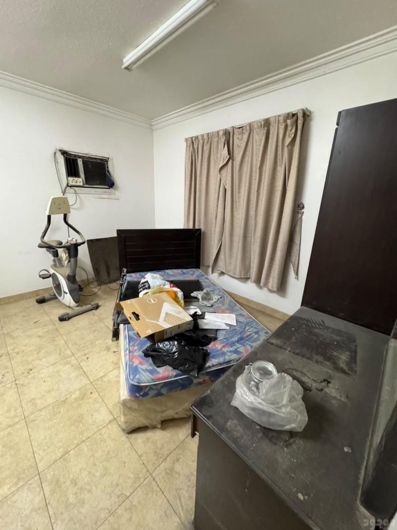 دينا طش الاثاث القديم بالرياض ونشتري المطابخ ومكيفات المستعملة 0537219488